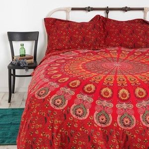 Red Mandala Urban Outfitters full/queen Duvet and Pillow Cases